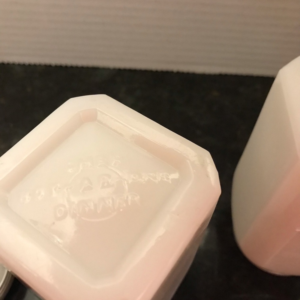 Vintage Chef Boy-ar-Dee Salt & Pepper Range Shakers - Picture 2 of 10